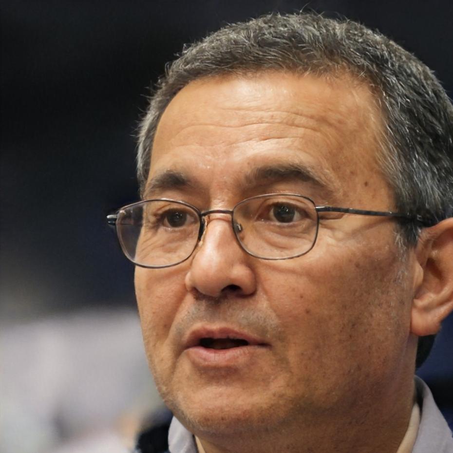 Membre de l'équipe pédagogique palystrixen disponible pour conseils personnalisés